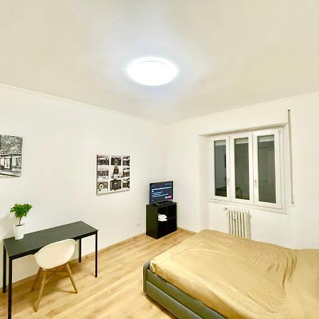 Camera Con Bagno Privato - Zona Bocconi 米兰 外观 照片
