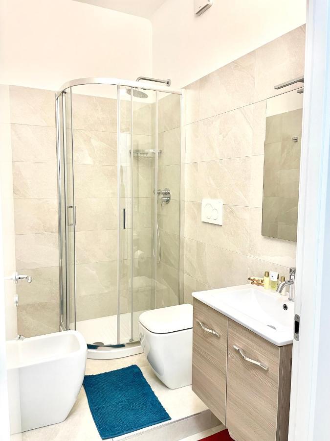 Camera Con Bagno Privato - Zona Bocconi 米兰 外观 照片